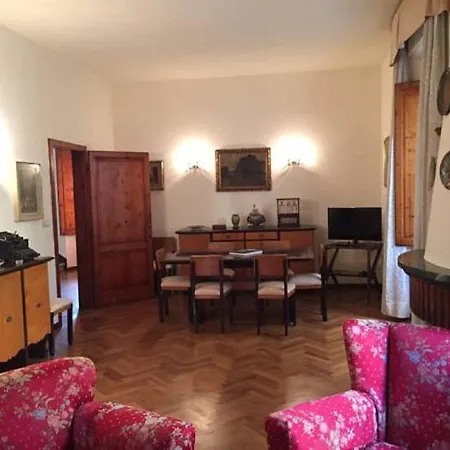 Puccini Casa de Férias Montecatini Terme